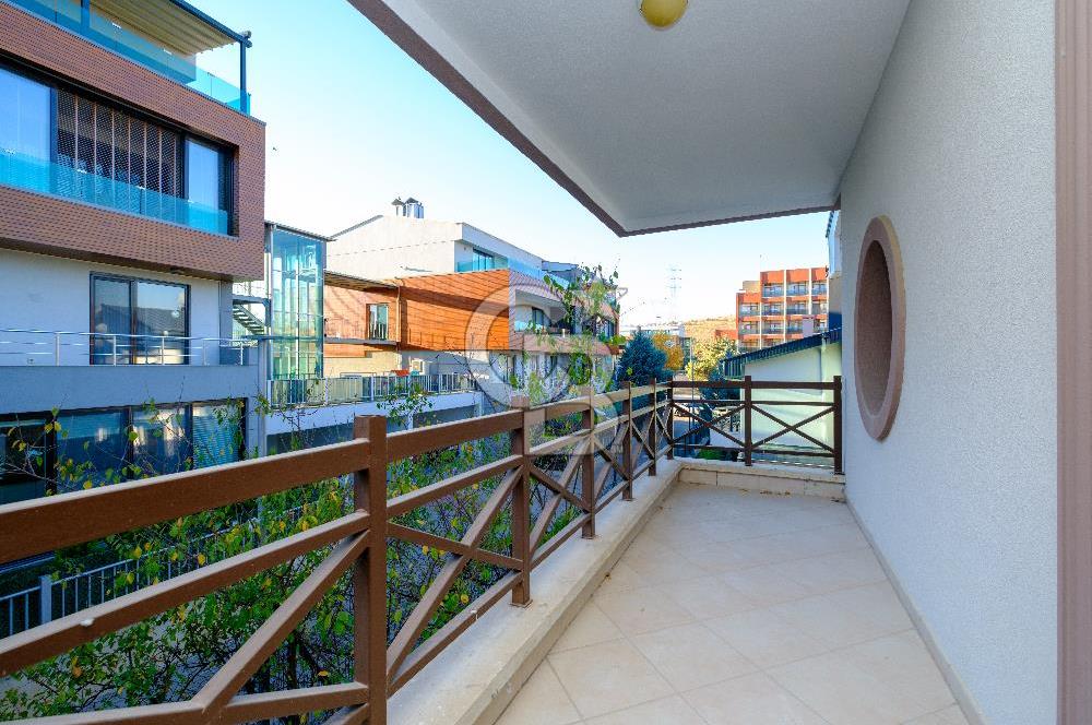 PARKCADDESİNDE GÜVENLİKLİ AYDORUK VİLLALARINDA SATILIK VİLLA