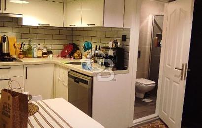 NUR-U ZİYA SOKAKTA YENİLENMİŞ EŞYALI 1+1 KİRALIK DAİRE