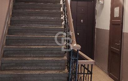 NUR-U ZİYA SOKAKTA YENİLENMİŞ EŞYALI 1+1 KİRALIK DAİRE