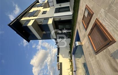 Seferihisarda 4+2 satılık villa 