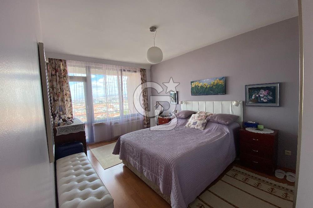 PEMBE KÖŞK KONUT SİTESİ ARA KATTA MANZARALI SATILIK 3+1 DAIRE