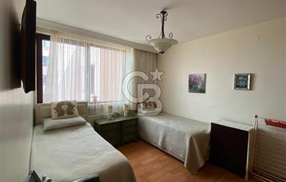 PEMBE KÖŞK KONUT SİTESİ ARA KATTA MANZARALI SATILIK 3+1 DAIRE