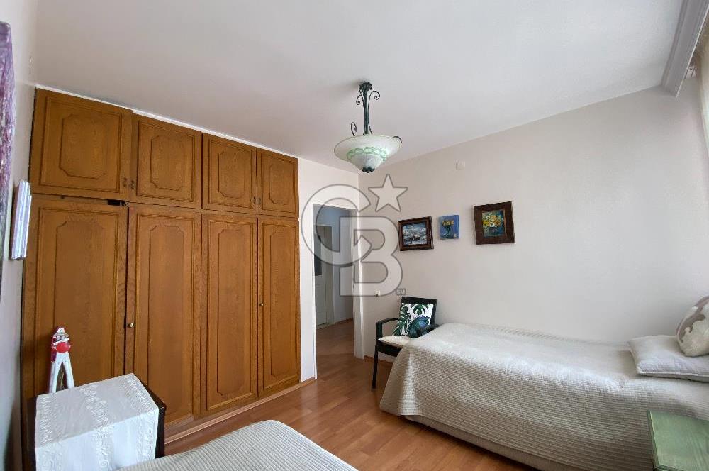 PEMBE KÖŞK KONUT SİTESİ ARA KATTA MANZARALI SATILIK 3+1 DAIRE