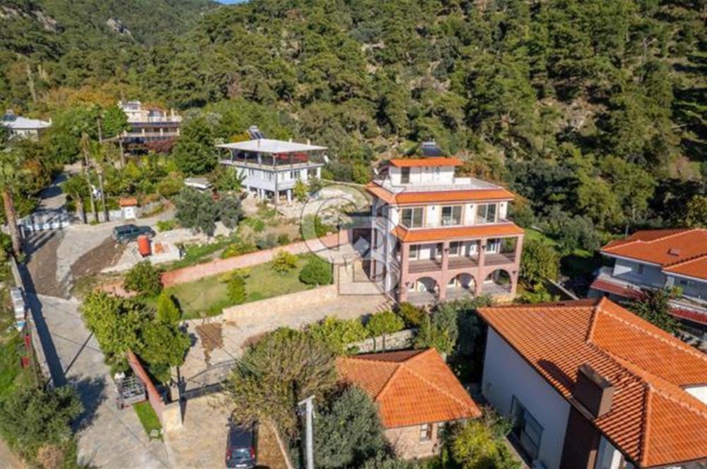 MUĞLA KÖYCEĞİZ'İN GÖZDE MAHALLESI YEŞİLKÖY DE ULTRA LÜKS VİLLA