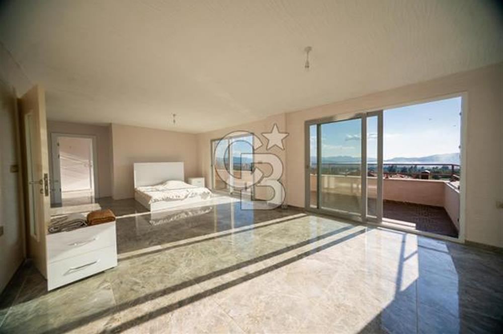 MUĞLA KÖYCEĞİZ'İN GÖZDE MAHALLESI YEŞİLKÖY DE ULTRA LÜKS VİLLA