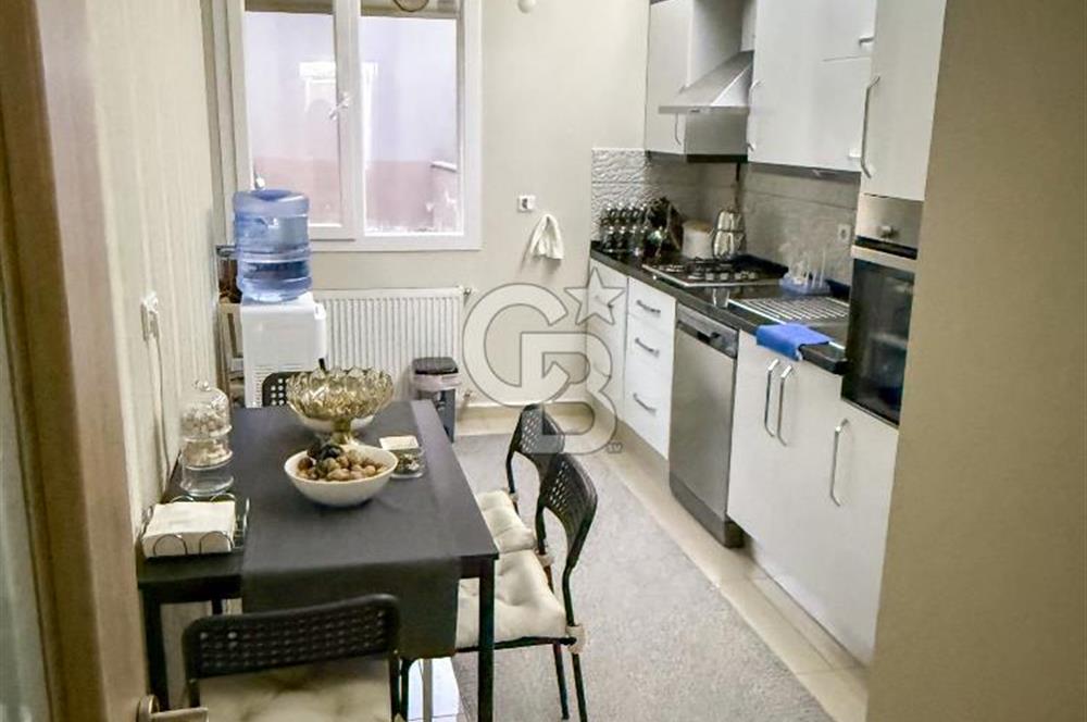 Gaziemir Meydanda 2+1 Geniş, Kapalı Mutfak Satılık Daire