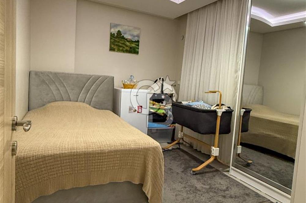 Gaziemir Meydanda 2+1 Geniş, Kapalı Mutfak Satılık Daire