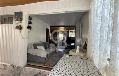 Urla İskele de satılık Tek katlı bahçeli Ev