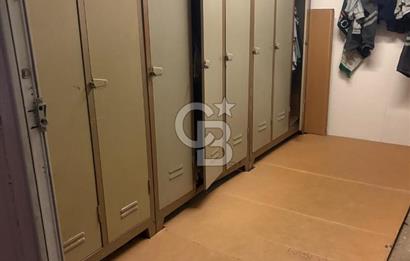 BAŞİSKELE SANAYİ SİTESİNDE DONANIMLI, İÇİ YAPILI SATILIK İŞ YERİ