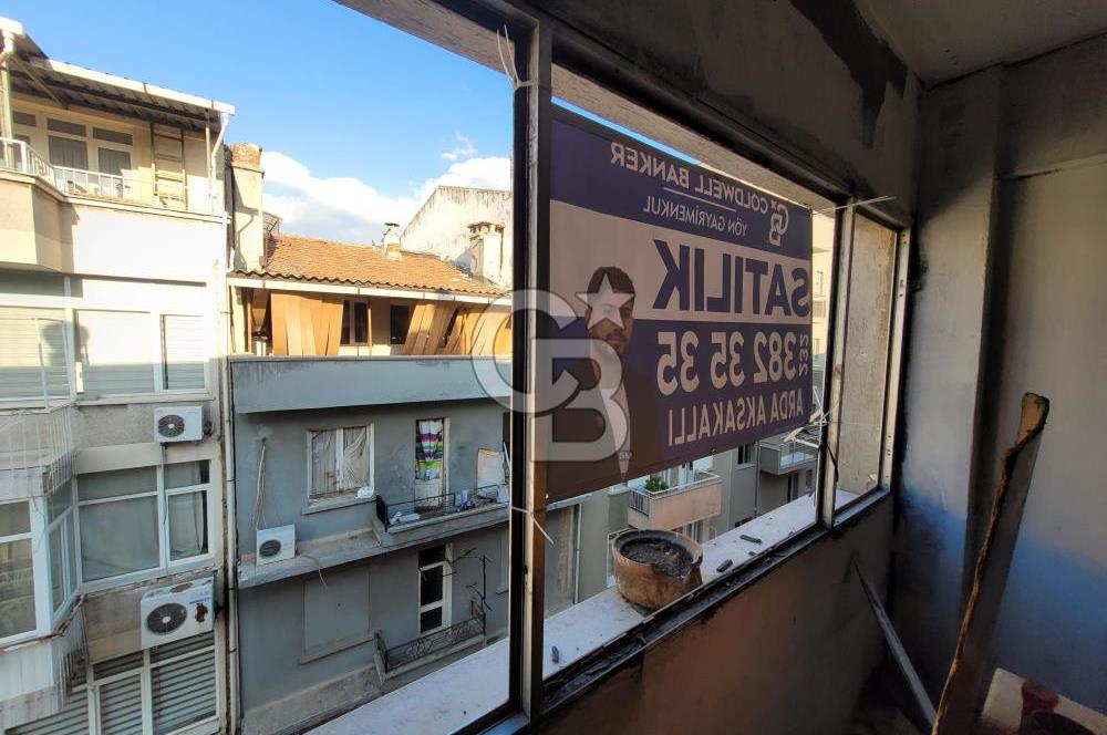 Karşıyaka Çarşı’nın Kalbinde SATILIK  Büro / Ofis – Merkezi Konumda