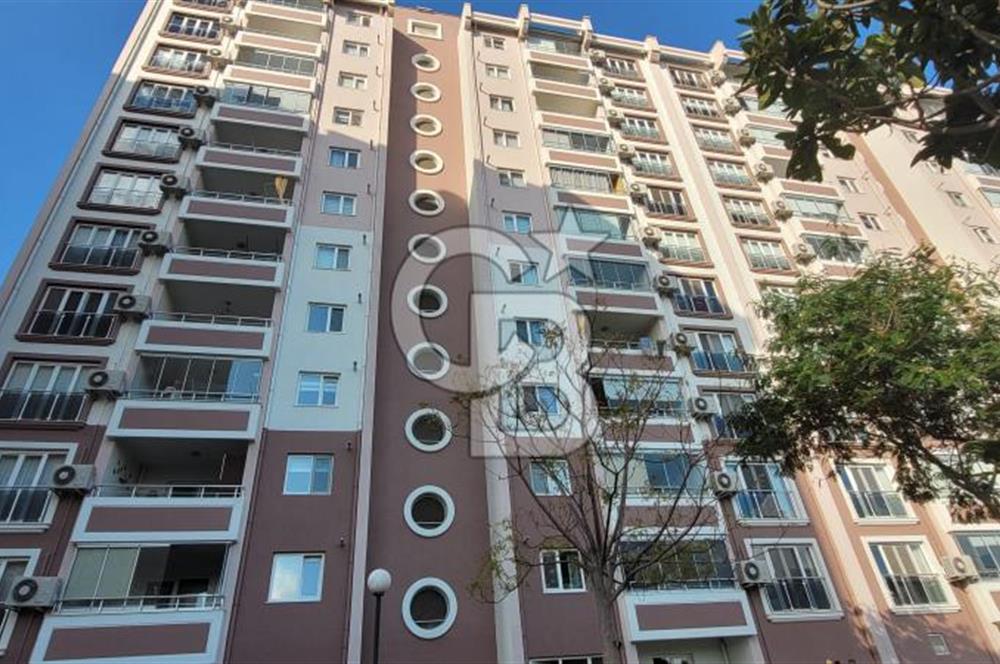 Karşıyaka Oyak Sitesinde Full Deniz Manzaralı Satılık 3+1 Daire.