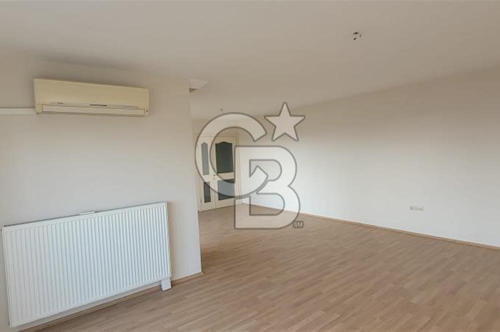 Karşıyaka Oyak Sitesinde Full Deniz Manzaralı Satılık 3+1 Daire.