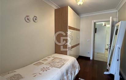 ALTUNİZADE'NİN EN GÜZEL SOKAĞINDA KATTA 4+1 SATILIK DAİRE