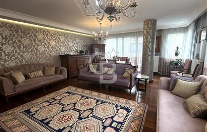 ALTUNİZADE'NİN EN GÜZEL SOKAĞINDA KATTA 4+1 SATILIK DAİRE