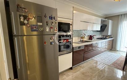 ALTUNİZADE'NİN EN GÜZEL SOKAĞINDA KATTA 4+1 SATILIK DAİRE
