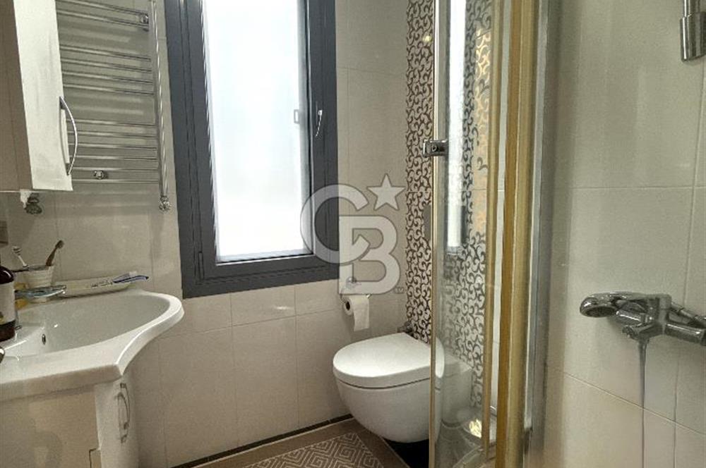 ALTUNİZADE'NİN EN GÜZEL SOKAĞINDA KATTA 4+1 SATILIK DAİRE