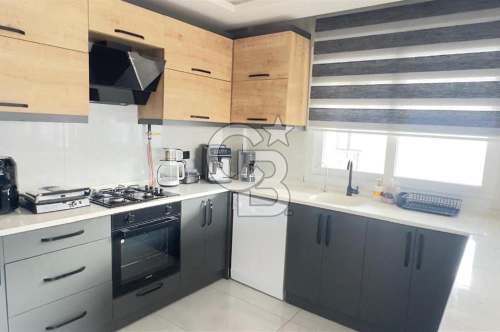 İZMİR KARŞIYAKA'DA MODERN TASARIMLI IŞILTILI SATILIK 2+1 DAİRE 