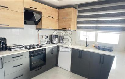 İZMİR KARŞIYAKA'DA MODERN TASARIMLI IŞILTILI SATILIK 2+1 DAİRE 