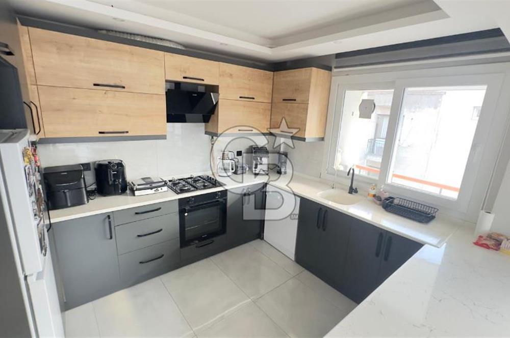 İZMİR KARŞIYAKA'DA MODERN TASARIMLI IŞILTILI SATILIK 2+1 DAİRE 