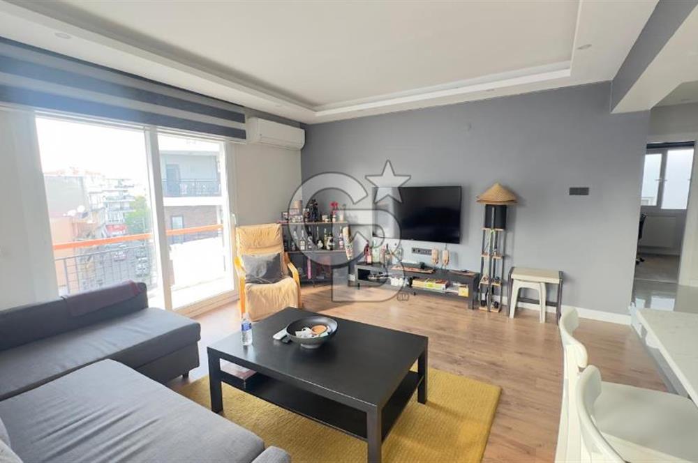 İZMİR KARŞIYAKA'DA MODERN TASARIMLI IŞILTILI SATILIK 2+1 DAİRE 