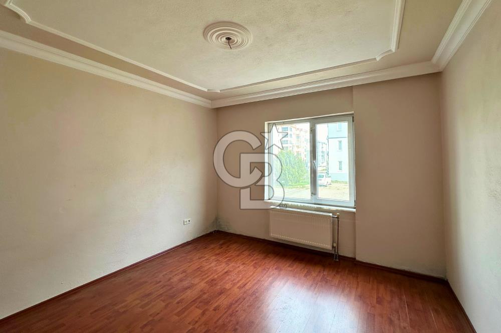 Çanakkale Esenler'de Çeksan Evleri 170m² 4+1 Bahçe Katı Daire