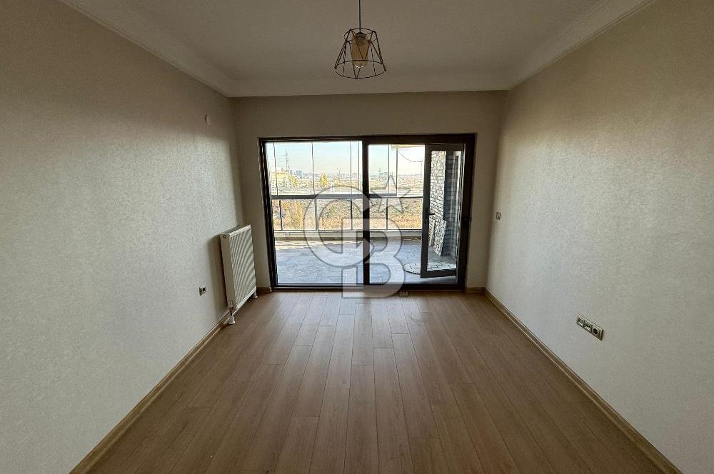 MEVAŞEHİR 4+1 SATILIK DAİRE ÖNÜ AÇIK CEPHE