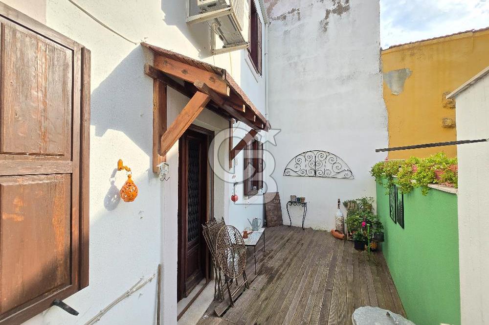 Ayvalık Merkez'de Satılık 2+1 Müstakil Bahçeli Rum Evi