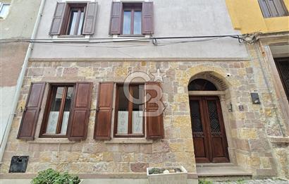 Ayvalık Merkez'de Satılık 2+1 Müstakil Bahçeli Rum Evi