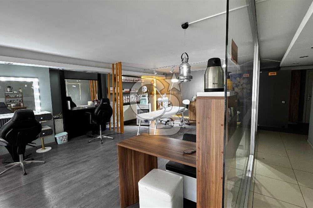 Şehrin Kalbinde 245 m² 3 Katlı Mimar Dokunuşlu Hazır Kiracılı Ticari Mülk