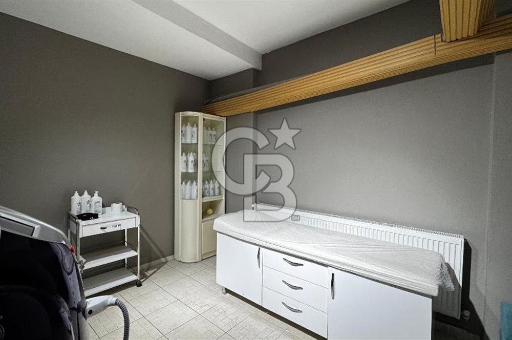 Şehrin Kalbinde 245 m² 3 Katlı Mimar Dokunuşlu Hazır Kiracılı Ticari Mülk