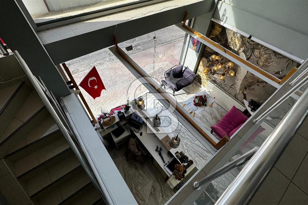 Şehrin Kalbinde 245 m² 3 Katlı Mimar Dokunuşlu Hazır Kiracılı Ticari Mülk