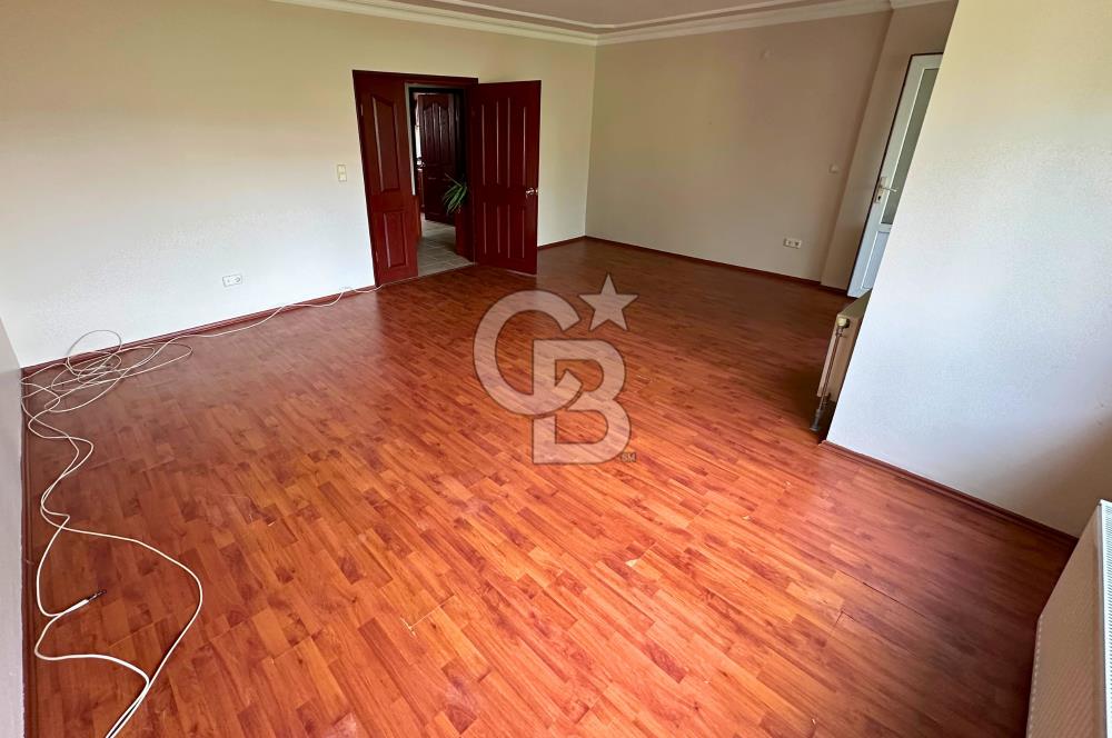 Çanakkale Esenler'de Çeksan Evleri 170m² 4+1 Bahçe Katı Daire