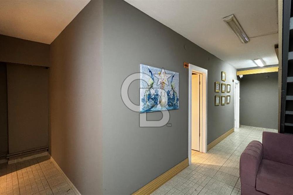 Şehrin Kalbinde 245 m² 3 Katlı Mimar Dokunuşlu Hazır Kiracılı Ticari Mülk