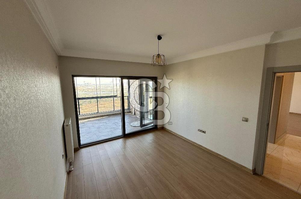 MEVAŞEHİR 4+1 SATILIK DAİRE ÖNÜ AÇIK CEPHE