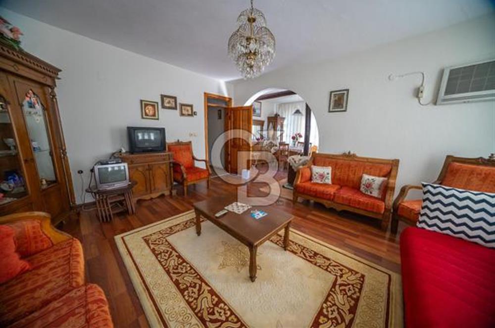 MUĞLA KÖYCEĞİZ DE KİRA GETİRİSİ BULUNAN MÜSTAKİL BAHÇELİ BİNA