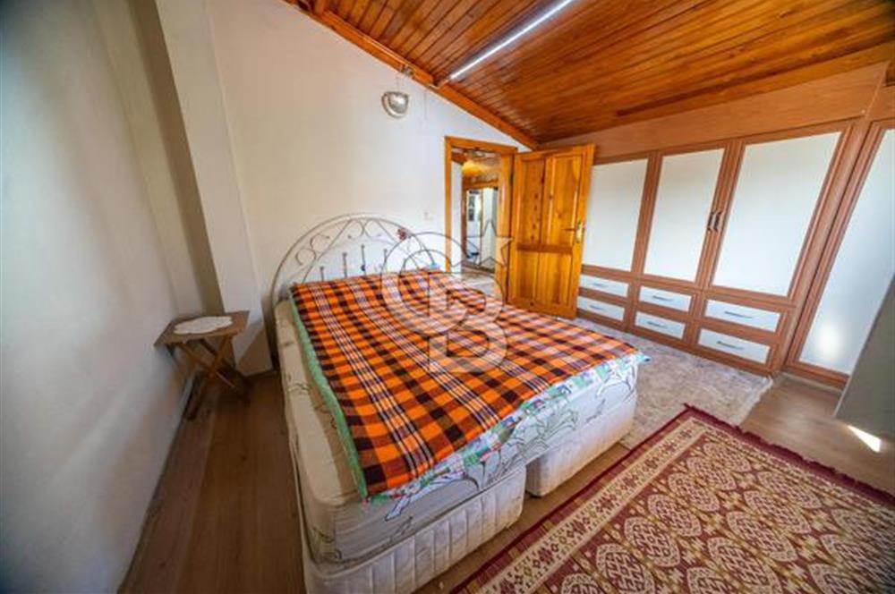 MUĞLA KÖYCEĞİZ DE KİRA GETİRİSİ BULUNAN MÜSTAKİL BAHÇELİ BİNA