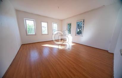 MUĞLA KÖYCEĞİZ DE KİRA GETİRİSİ BULUNAN MÜSTAKİL BAHÇELİ BİNA