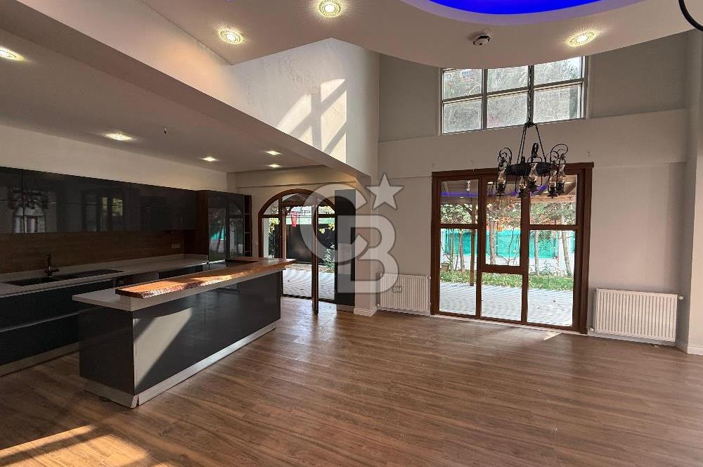 COLDWELL BANKER'den YAKINCA da HAVUZ MANZARALI SATILIK VİLLA