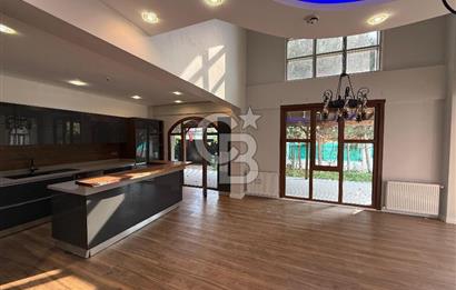 COLDWELL BANKER'den YAKINCA da HAVUZ MANZARALI SATILIK VİLLA