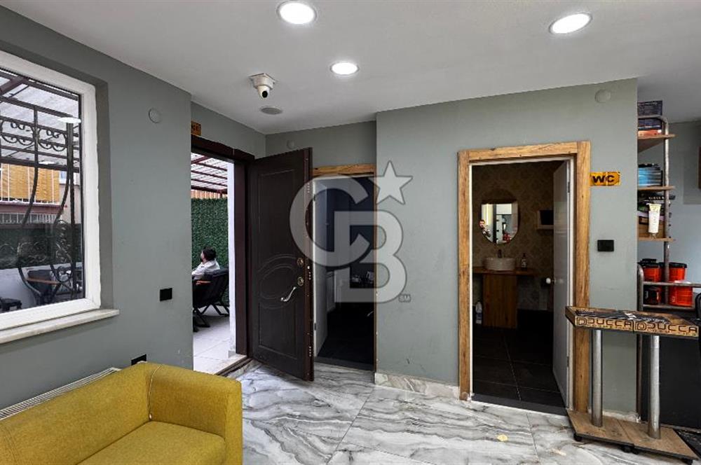 Şehrin Kalbinde 245 m² 3 Katlı Mimar Dokunuşlu Hazır Kiracılı Ticari Mülk