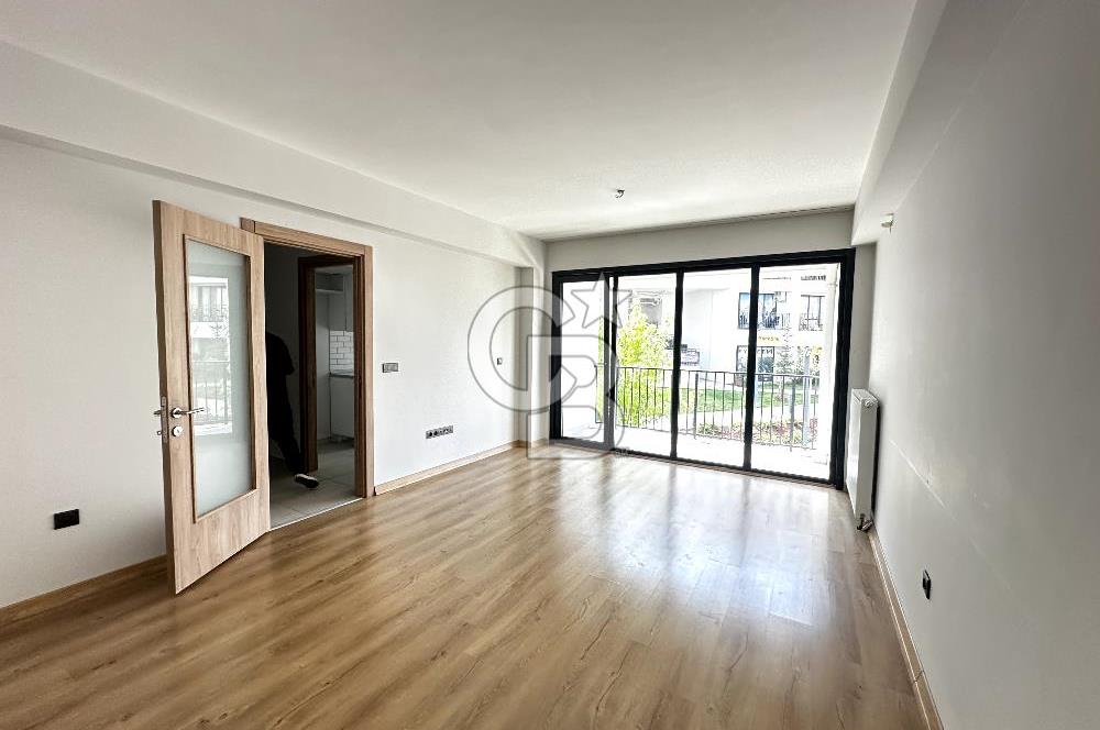 KİPTAŞ ÇINAR EVLERİNDE 2+1 ŞEREFİYELİ ARA KAT