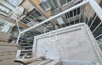 Karşıyaka Çarşıda Kiralık 2+1 Tadilatlı Daire