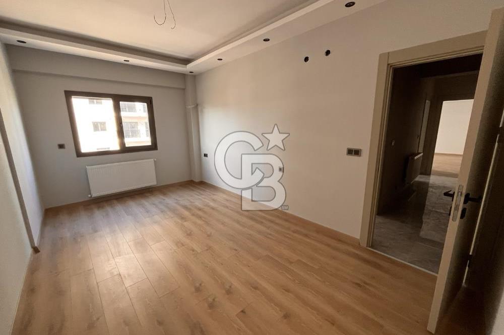 Menemen Cumhuriyet mah.Lüks site içinde satılık 2+1 sıfır daire