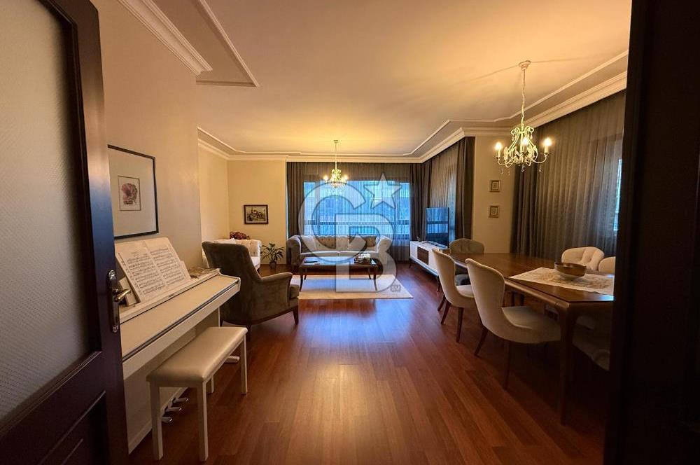 MUSTAFA KEMAL'DE İŞ YERİ VE KONUTA UYGUN KATTA SATILIK DAİRE