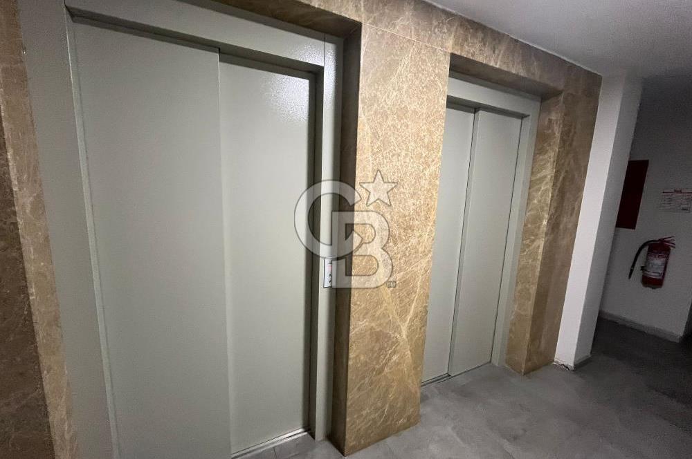 İstanbul Pendik Viaport Avm Karşısı Site içi 2+1 Geniş Satılık Daire