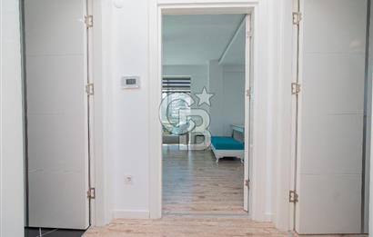 KONYAALTI SAHİLİN'DE 1+1 EŞYALI SİTE İÇERİSİNDE KİRALIK DAİRE