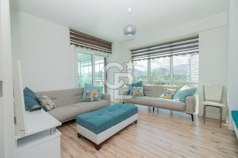 KONYAALTI SAHİLİN'DE 1+1 EŞYALI SİTE İÇERİSİNDE KİRALIK DAİRE