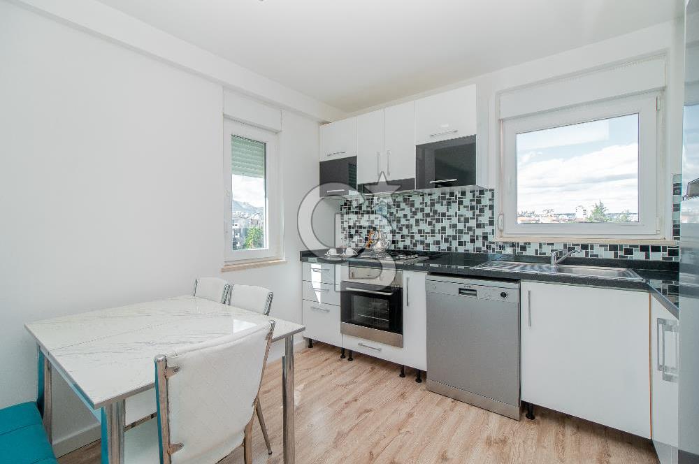 KONYAALTI SAHİLİN'DE 1+1 EŞYALI SİTE İÇERİSİNDE KİRALIK DAİRE