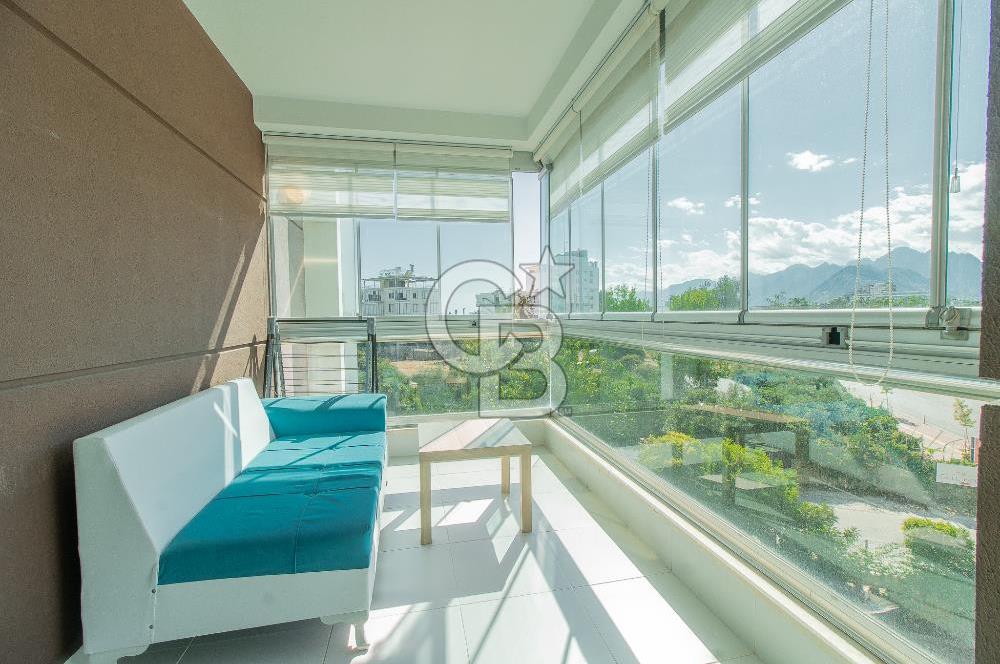 KONYAALTI SAHİLİN'DE 1+1 EŞYALI SİTE İÇERİSİNDE KİRALIK DAİRE