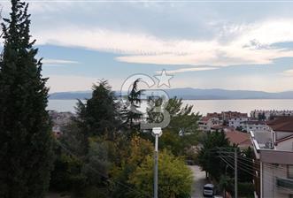 Darıca Konakları’nda, Sakin Yaşam Sunan Ferah 4+1 Tripleks Villa - 1 - 316418